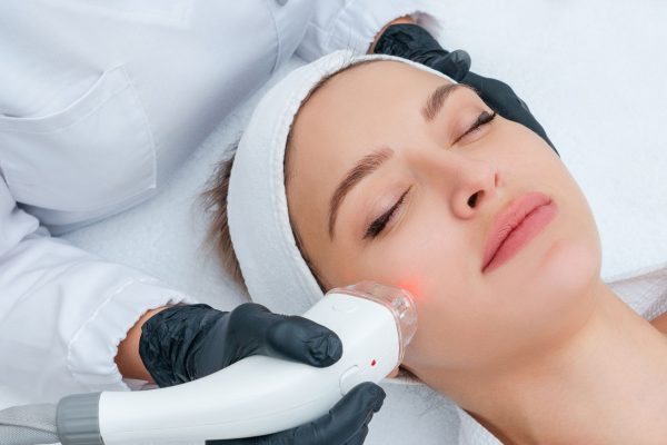 باكدجات ليزر بالرياض – اختاري الباكدج الأنسب لبشرتك بأسعار واضحة وبأحدث الأجهزة العالمية